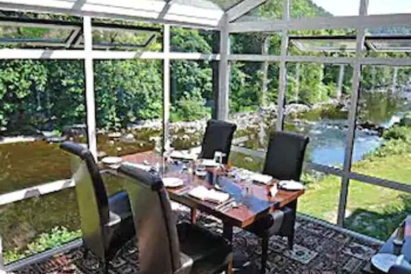 Craig-y-Dderwen Riverside Hotel (Wales)